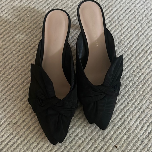 Loeffler Randall kitten heels 6.5 - Picture 1 of 3